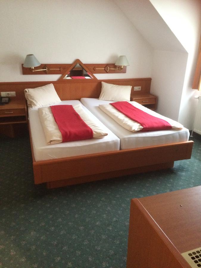 Hotel Jerolitsch Krumpendorf Εξωτερικό φωτογραφία
